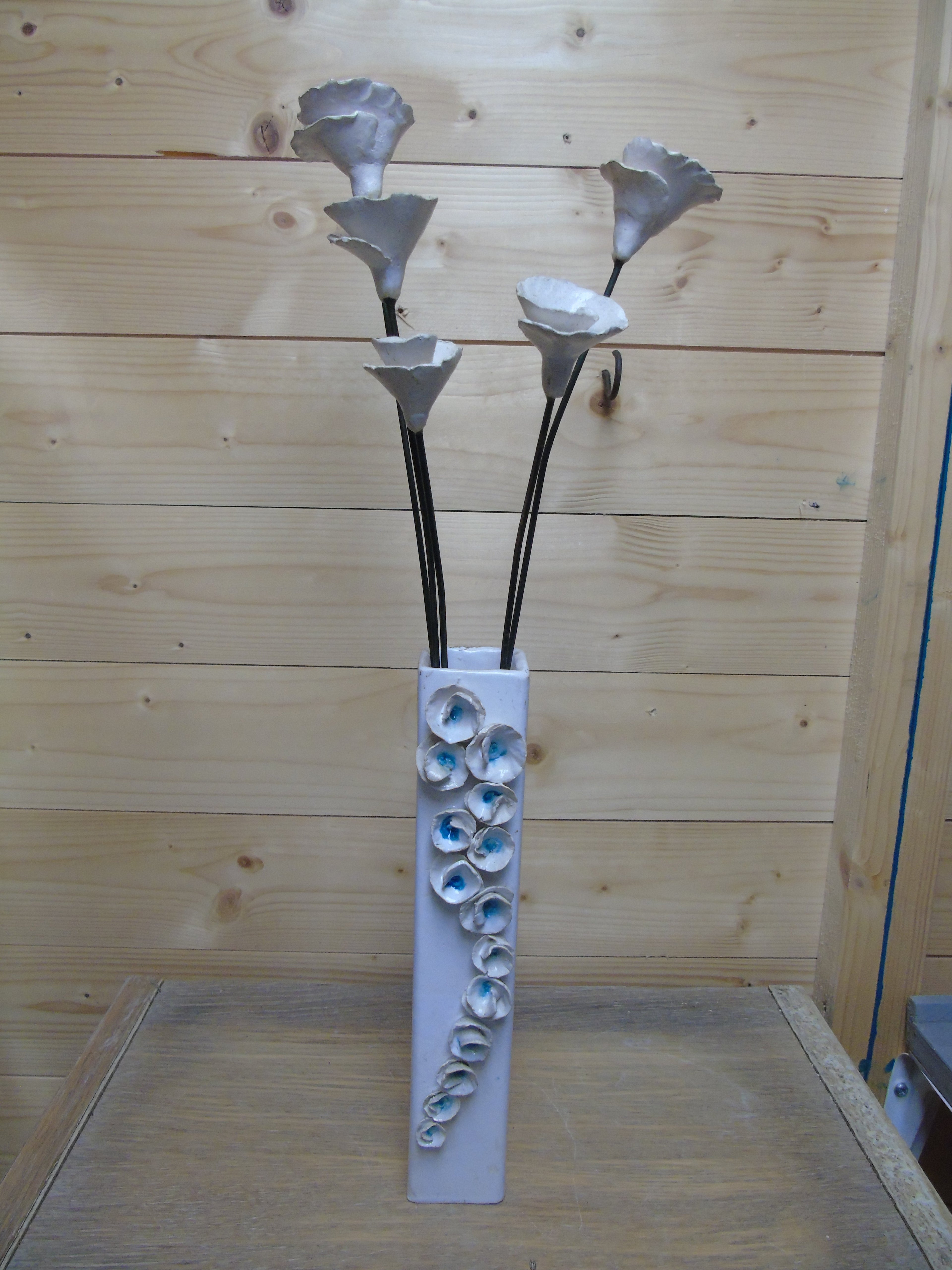 Vaasjes met bloemetjes